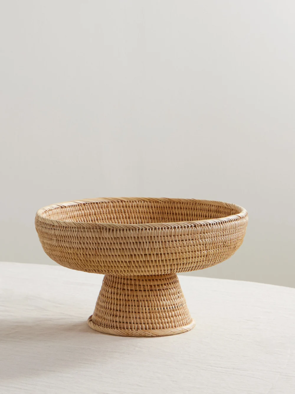 Cabana Sabbia Large Rattan Fruit Stand in light brown