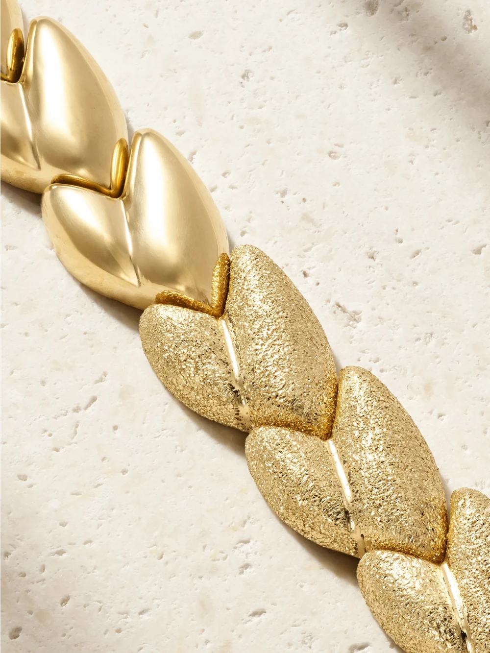 Close-up detail of the Carolina Bucci Florentine Finish Everyday 18-karat Gold Bracelet