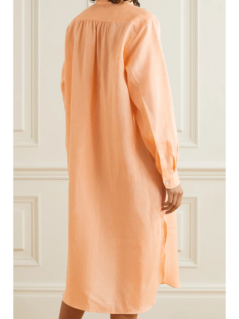 Back view of the Charvet Elysee Oversized Linen Nightdress