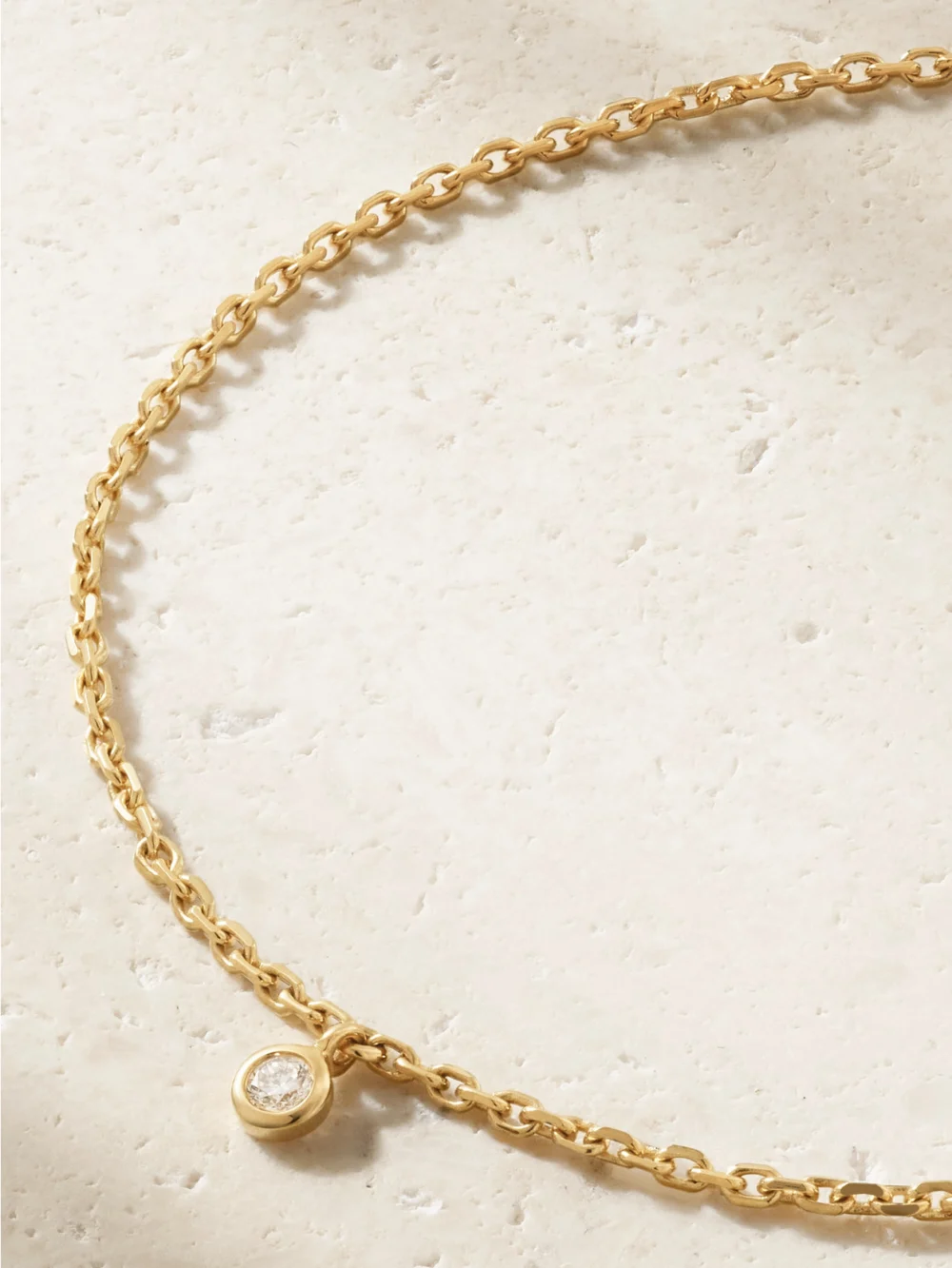 Close-up detail of the De Beers London My First De Beers Clea 18-karat Gold Diamond Bracelet