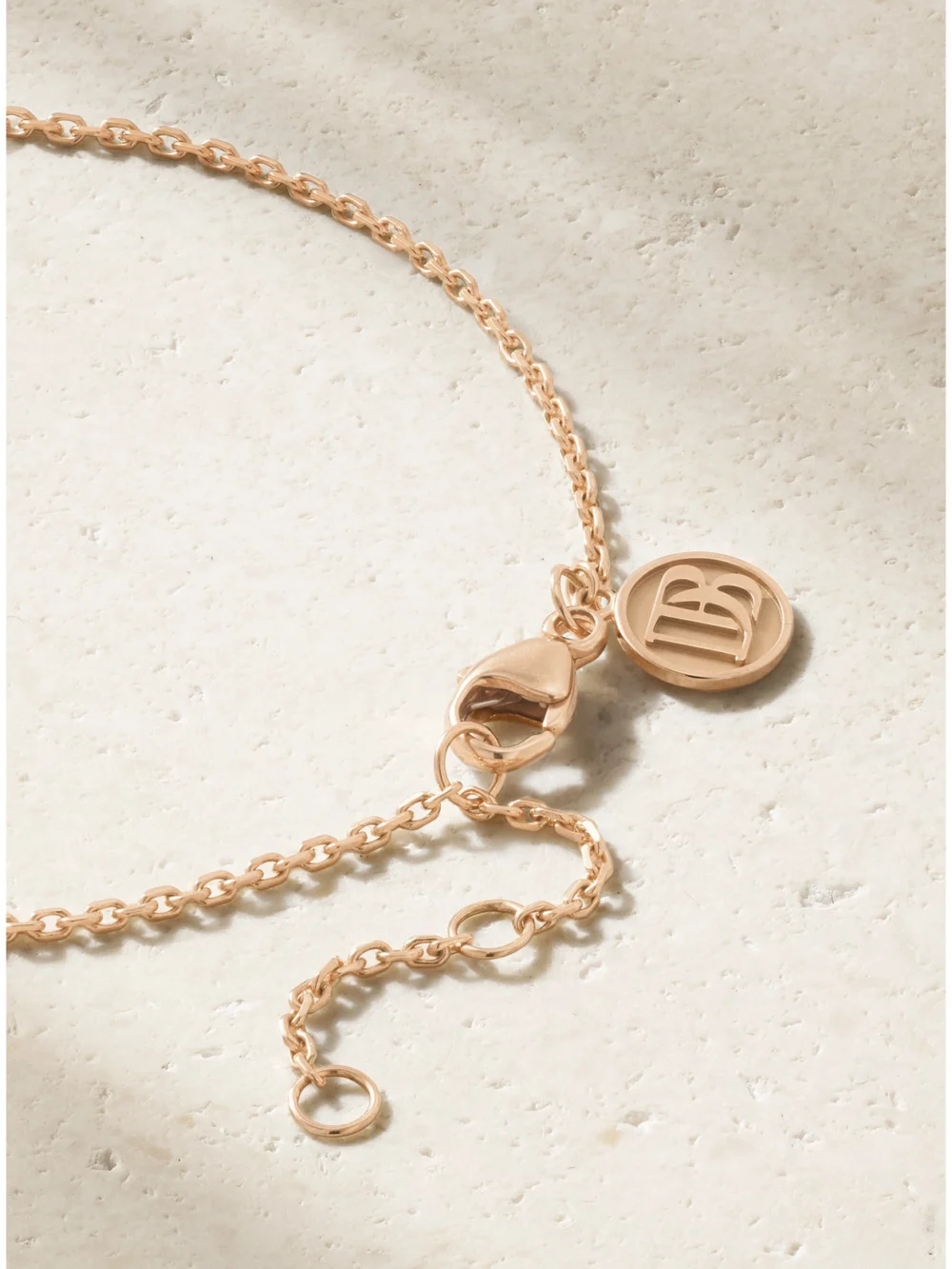 Back view of the De Beers London My First De Beers Clea 18-karat Rose Gold Diamond Bracelet