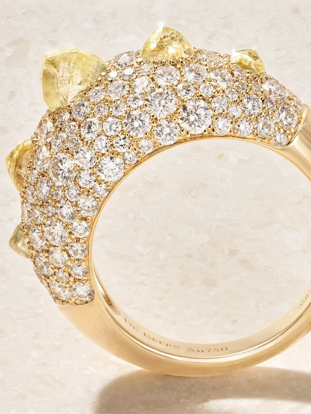 Close-up detail of the De Beers London Talisman 18-karat Gold Diamond Ring