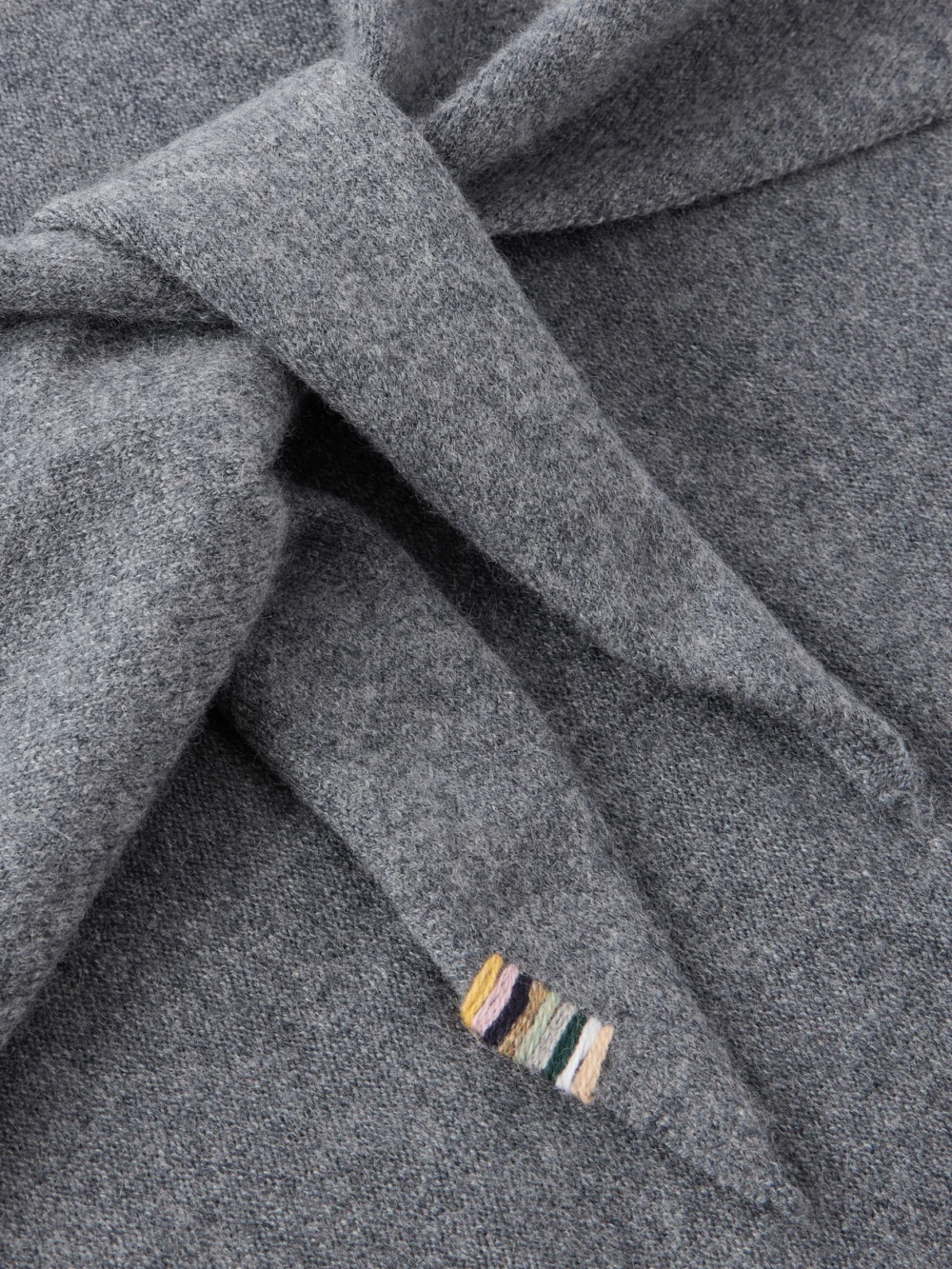 Close-up detail of the Extreme Cashmere Bandana Cashmere-blend Scarf