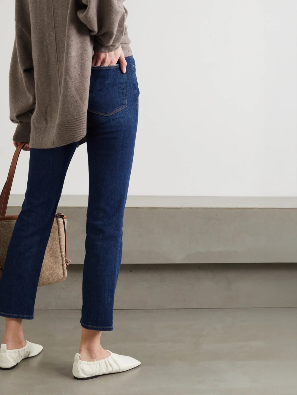 Back view of the Frame Le High Straight Cropped Jeans