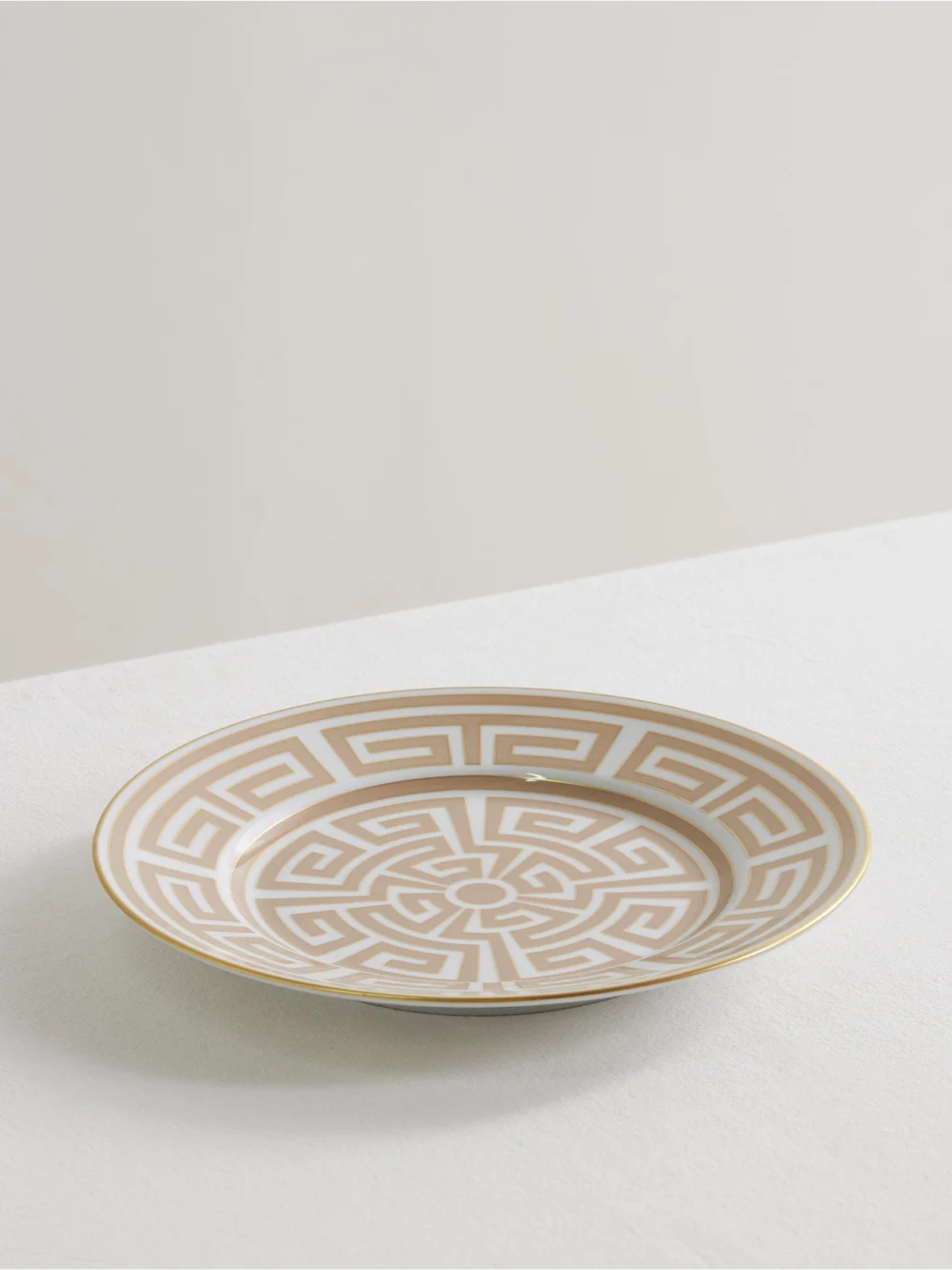Ginori Labrinto Gold-plated Porcelain Dessert Plate in white