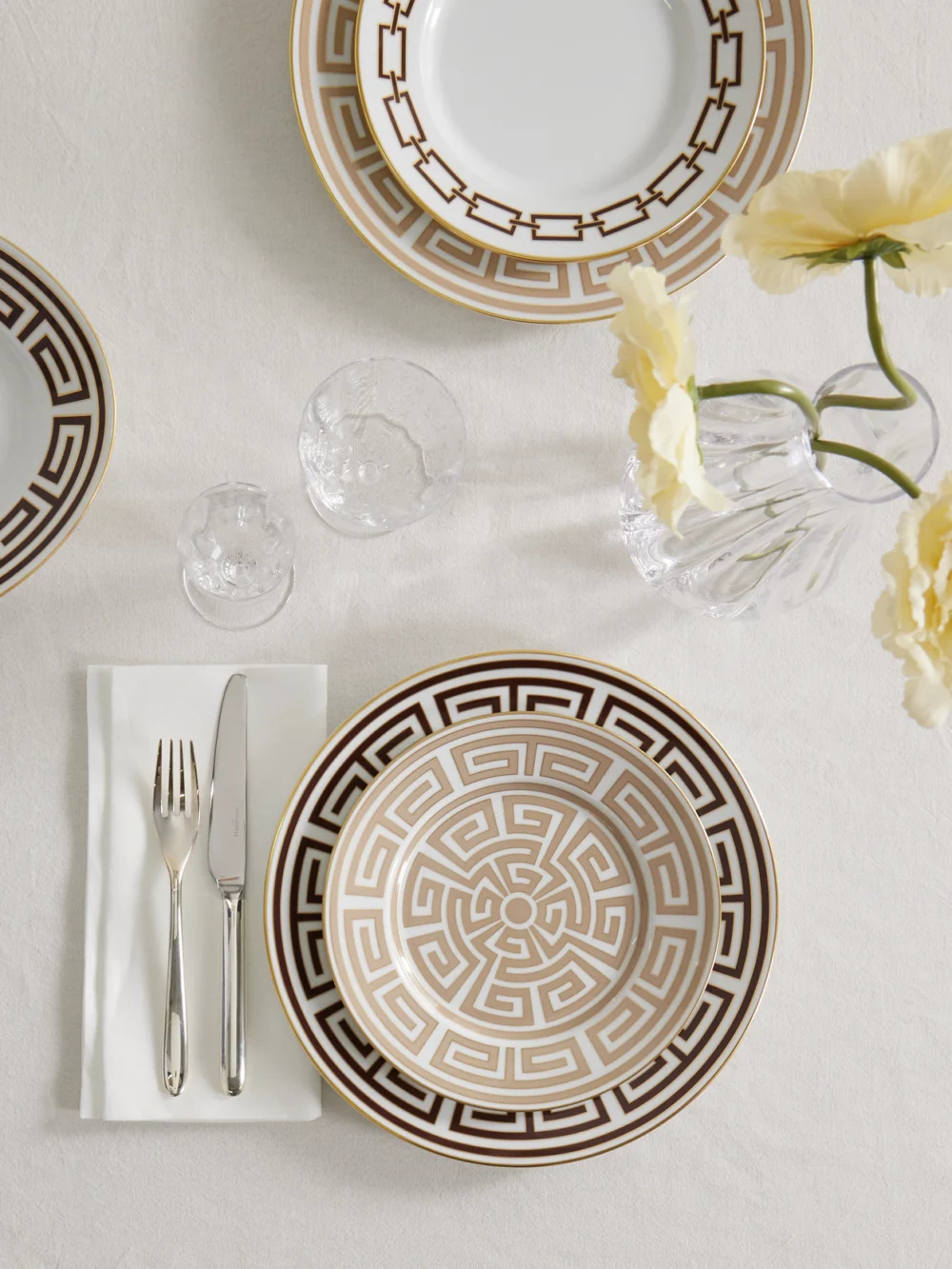 Ginori Labrinto Gold-plated Porcelain Dessert Plate, styled view