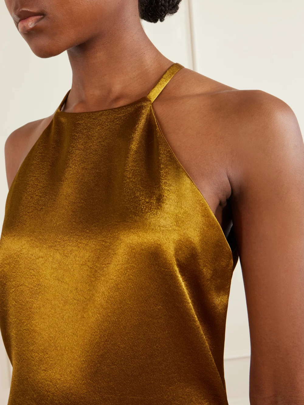 Close-up detail of the Giuliva Heritage The Martha Satin Maxi Dress