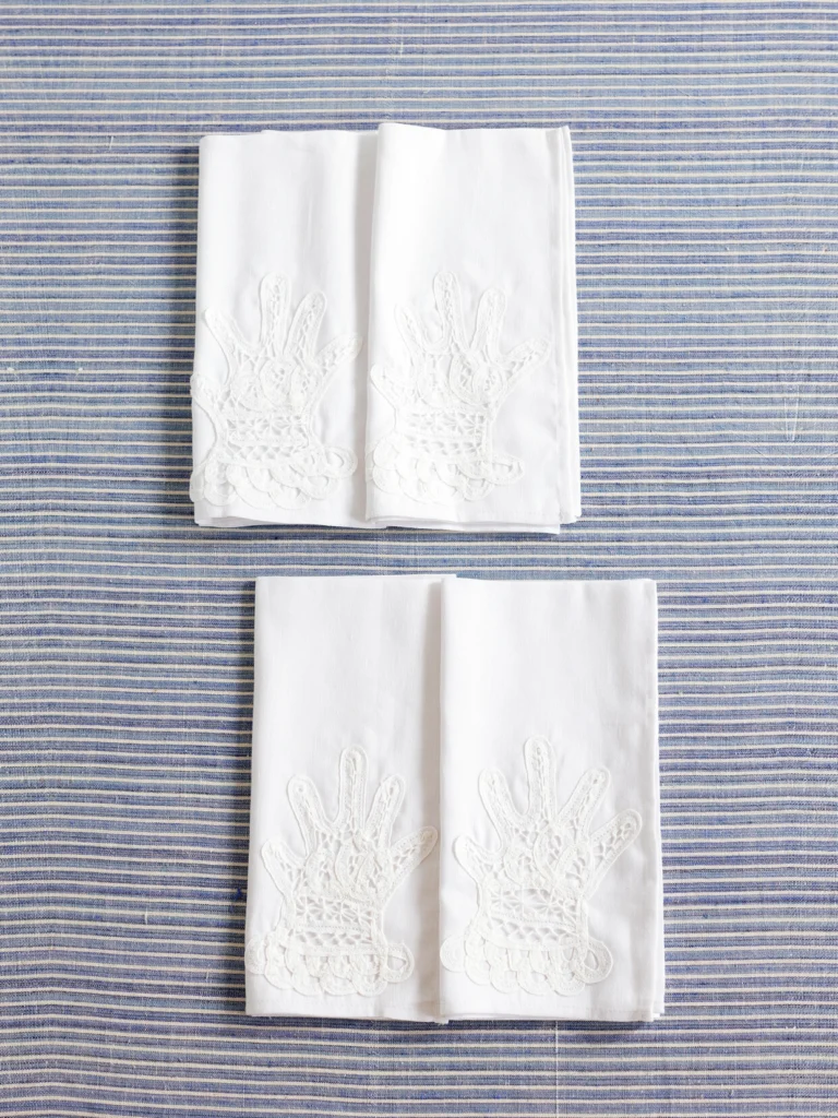 Gohar World Hands Set of Four Lace-appliquéd Cotton and Linen-blend Napkins