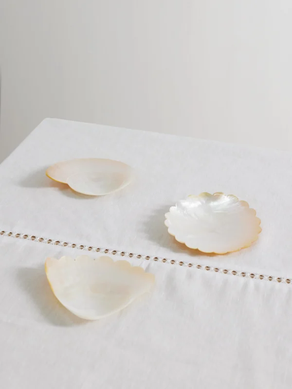 Gohar World Set of Three Mother-of-pearl Dishes