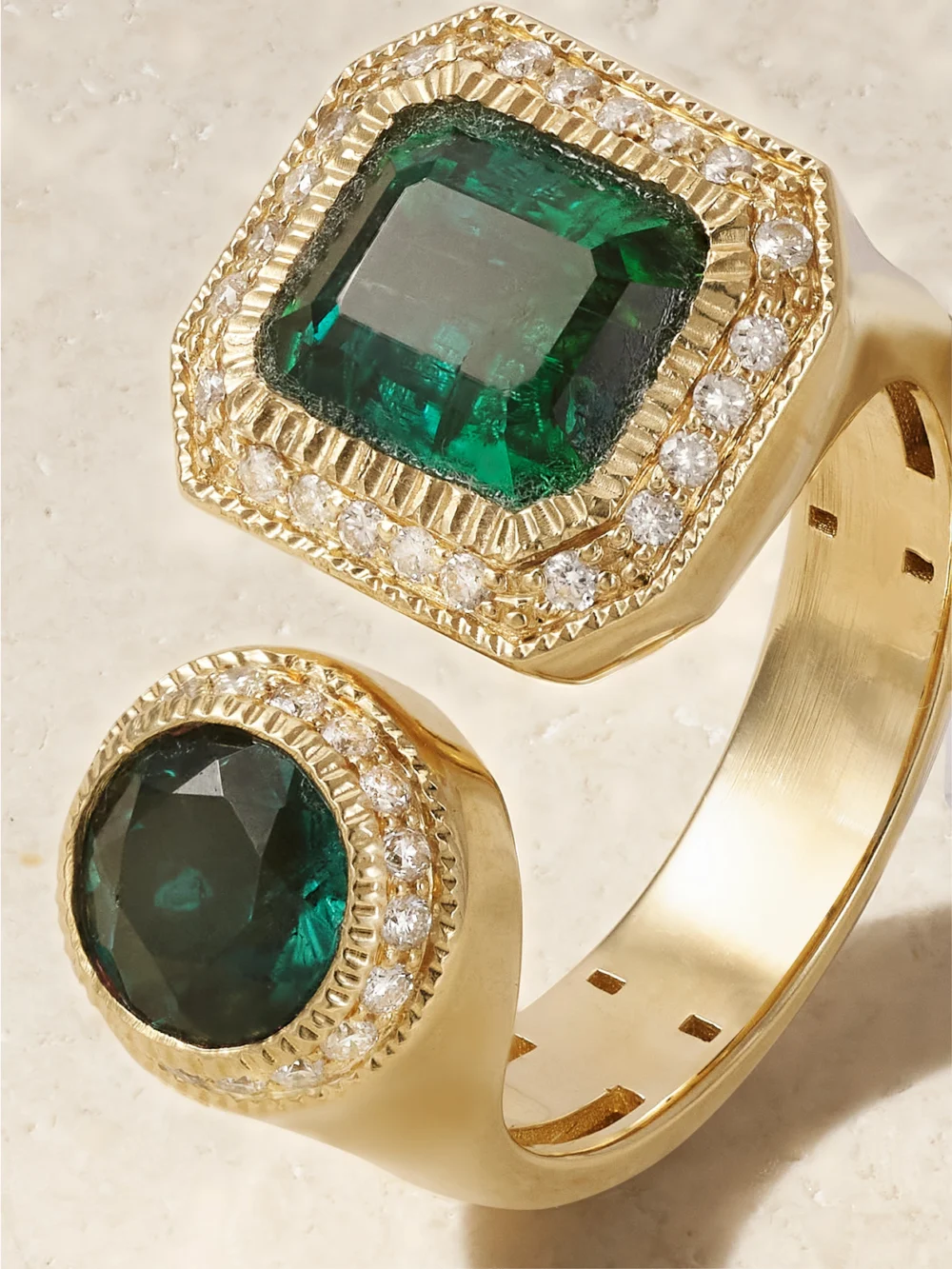 Close-up detail of the Jacquie Aiche 14-karat Gold, Diamond and Emerald Ring