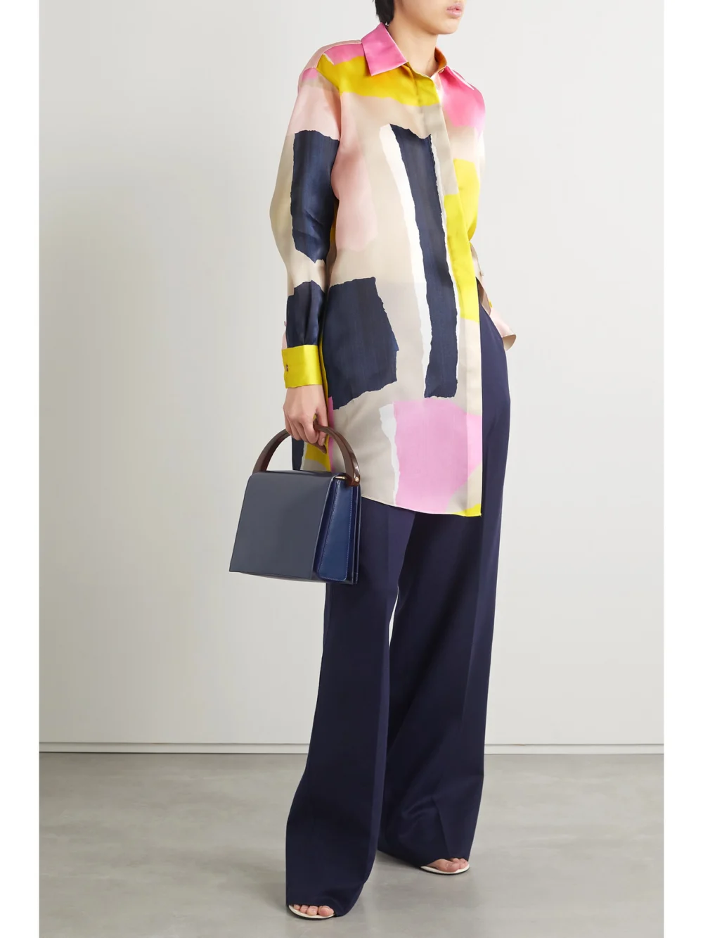Lafayette 148 Oversized Printed Silk-satin Shirt, worn by a model