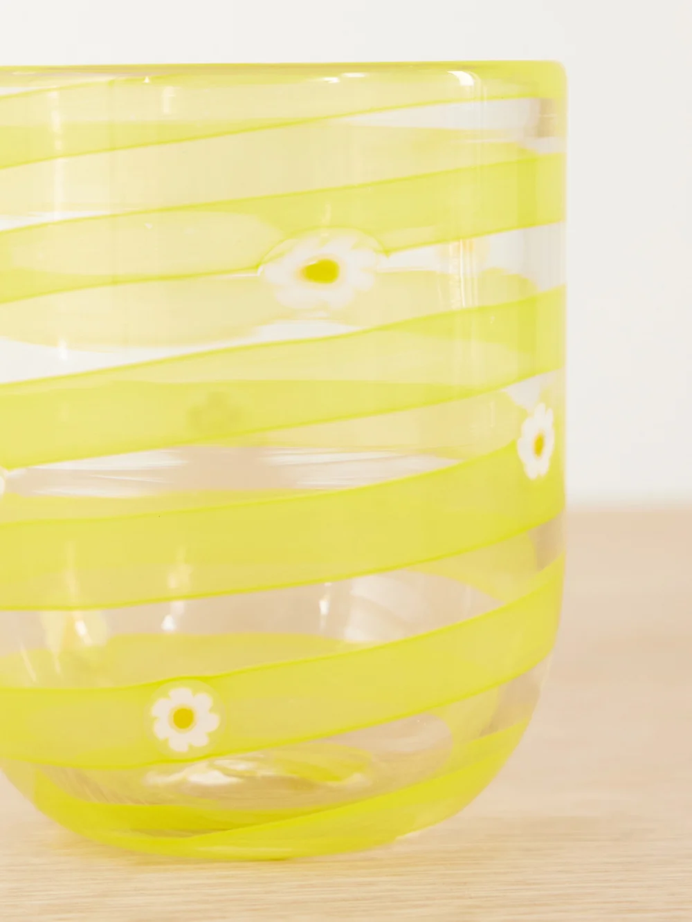 Close-up detail of the Laguna~B Margherite Medium Murano Glass