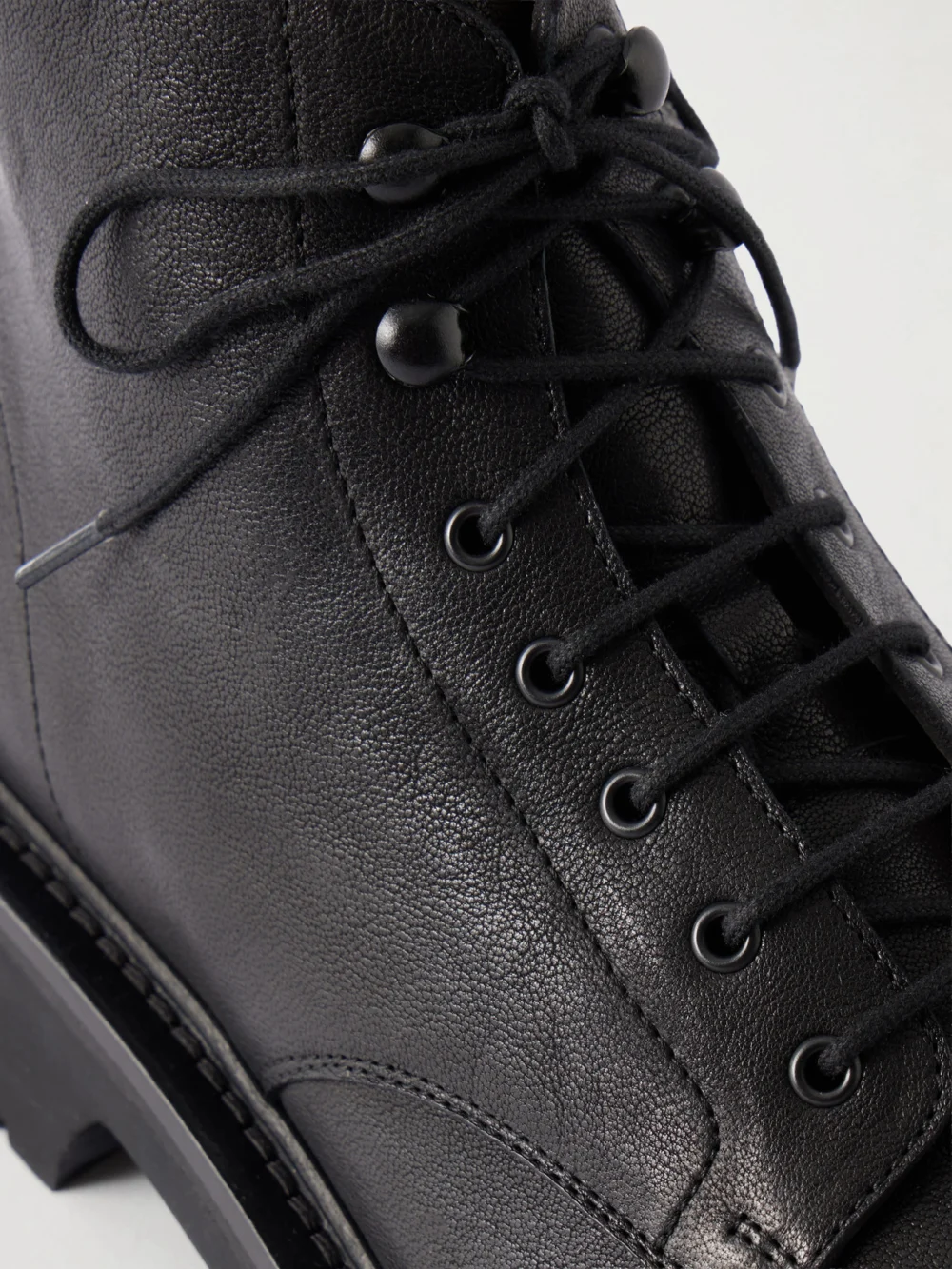 Close-up detail of the Legres 57 Leather Ankle Boots