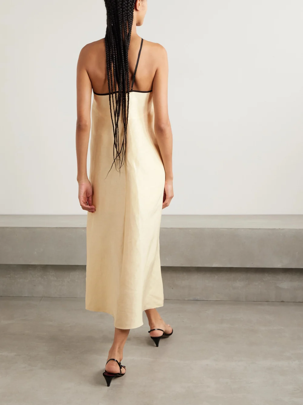Back view of the Liberowe Helena Linen-blend Midi Dress