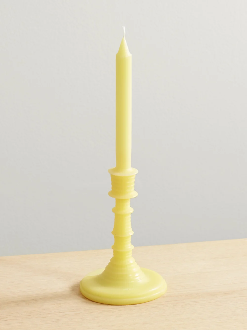 Loewe Perfumes Honeysuckle Scented Candle, 350g in yellow