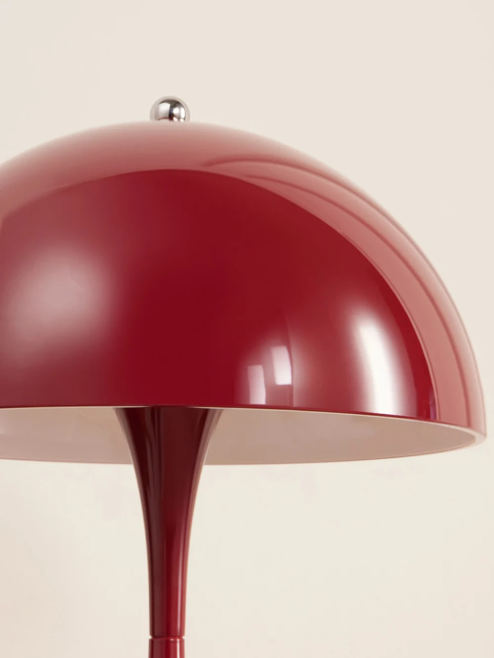 Close-up detail of the Louis Poulsen Panthella 160 Portable Table Lamp