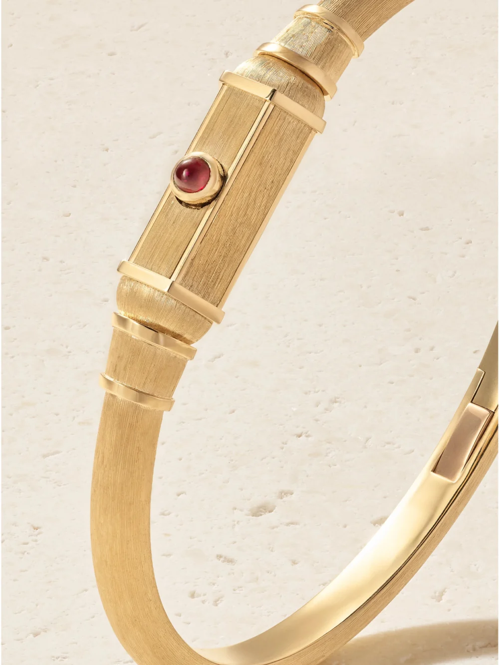 Close-up detail of the Marie Lichtenberg 18-karat Gold Ruby Bracelet