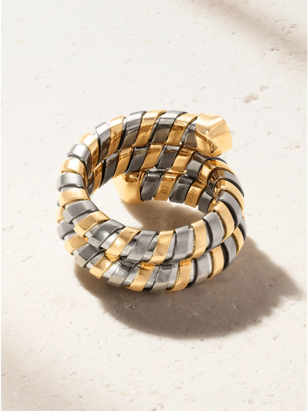Back view of the Marina B Trisola 18-karat Gold, Diamond and Titanium Ring