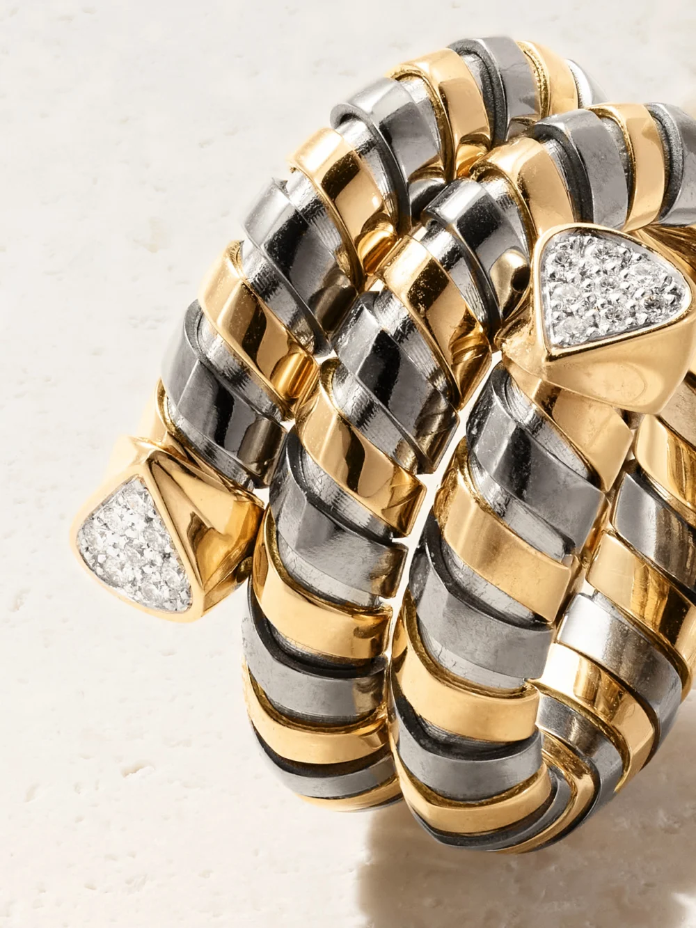 Close-up detail of the Marina B Trisola 18-karat Gold, Diamond and Titanium Ring
