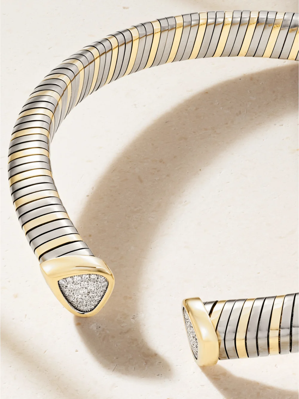 Close-up detail of the Marina B Trisola 18-karat Gold, Titanium and Diamond Necklace