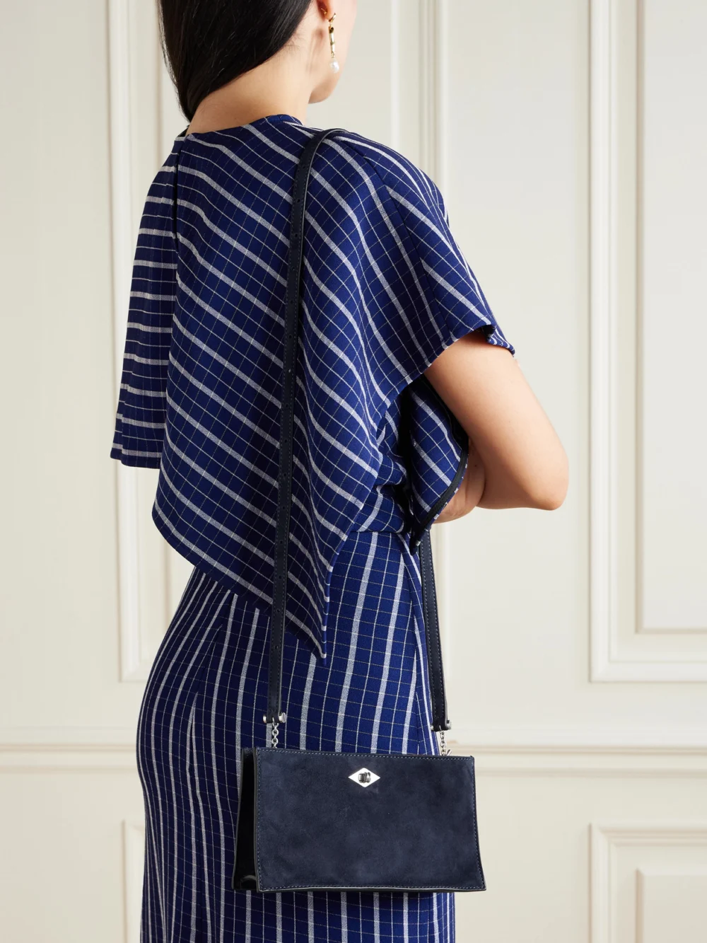 Métier Ease 22 Suede Clutch, styled view