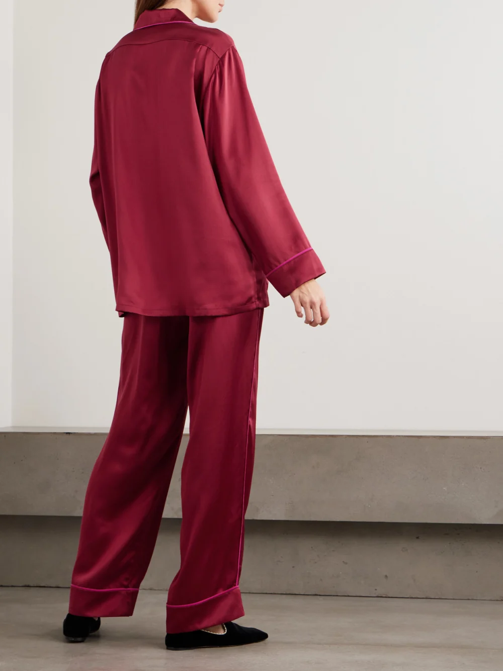 Back view of the Olivia von Halle Yves Silk-satin Pajama Set