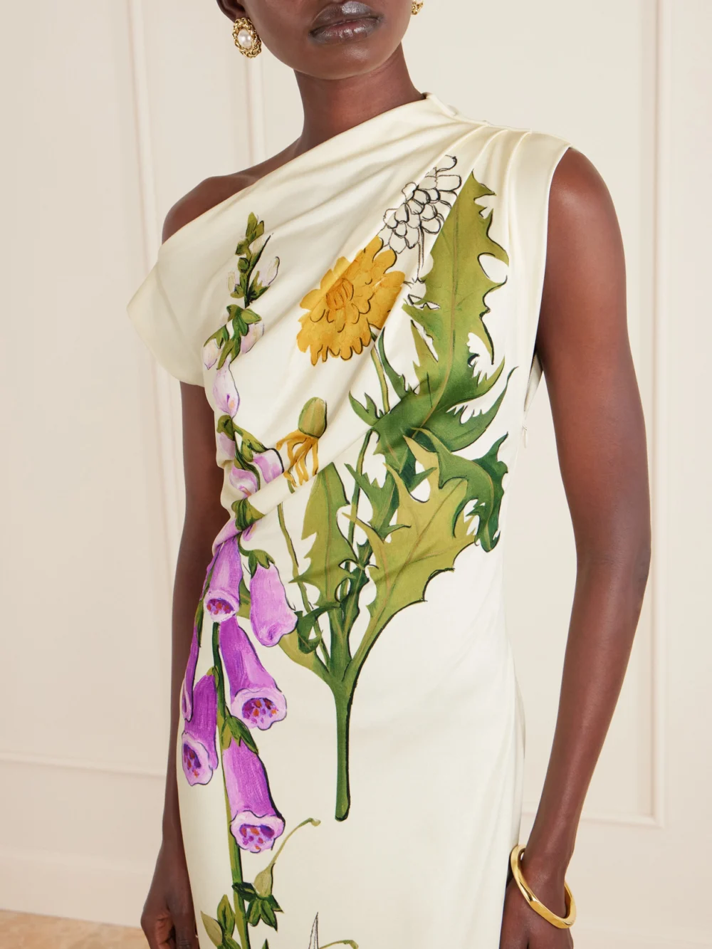Close-up detail of the Oscar de la Renta Draped Printed Jersey Midi Dress