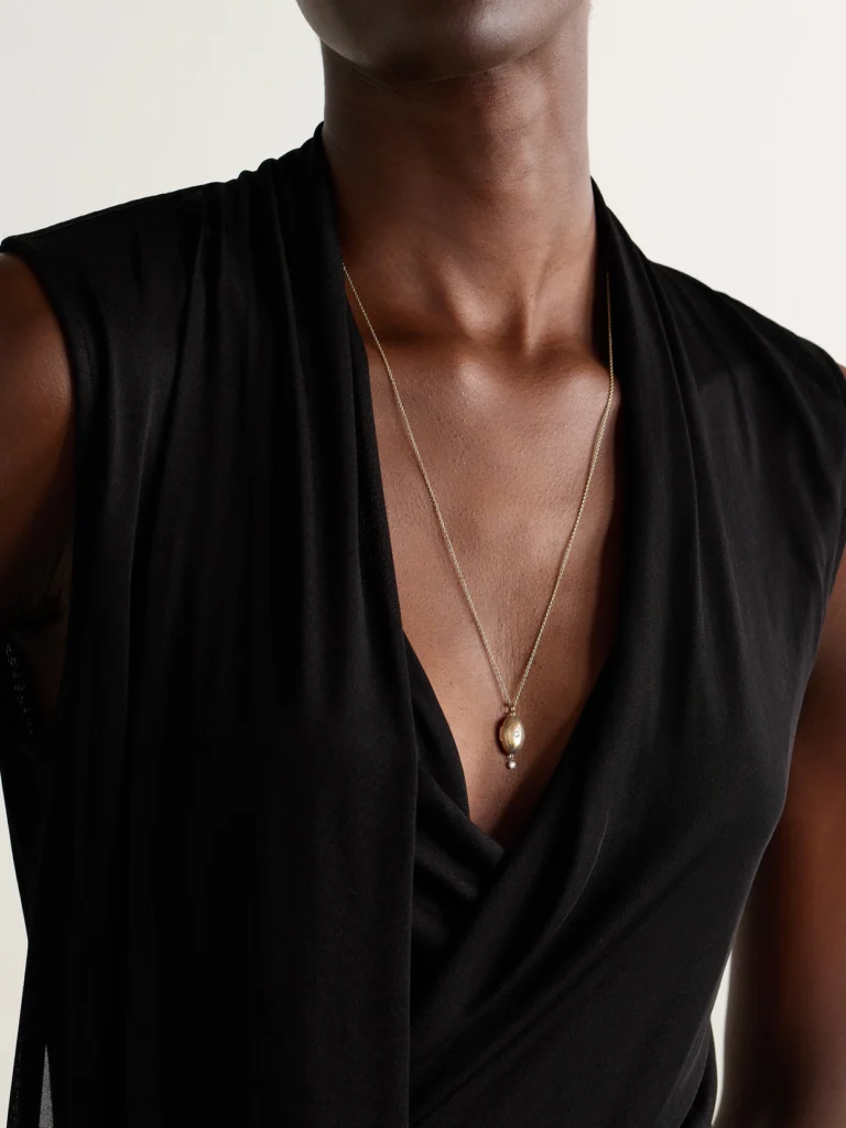 Persée Locket 9-karat Gold Diamond Necklace