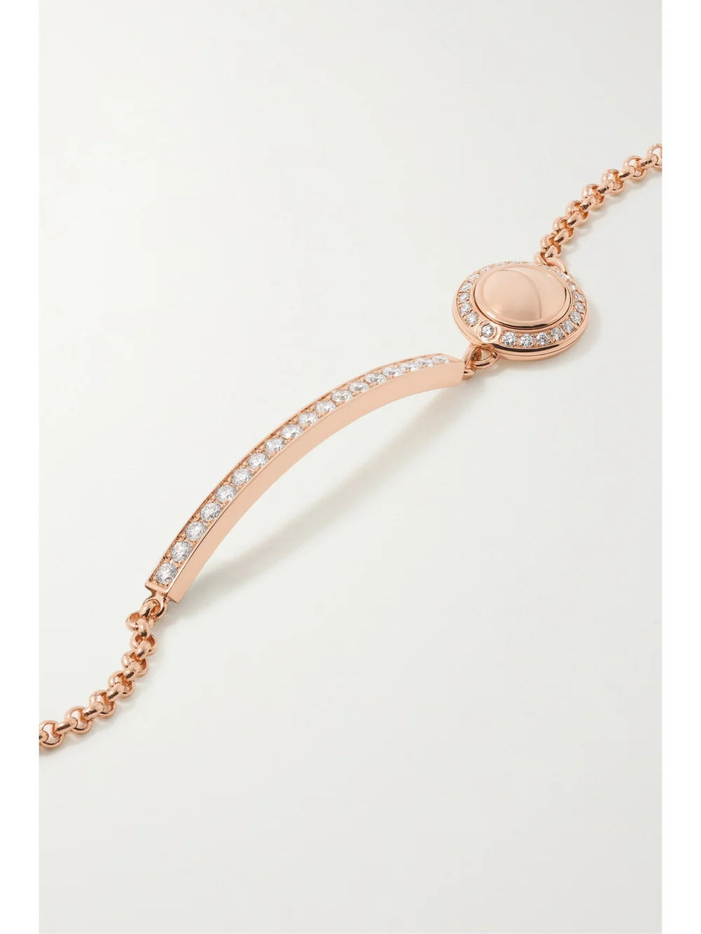 Close-up detail of the Piaget Possession 18-karat Rose Gold Diamond Bracelet