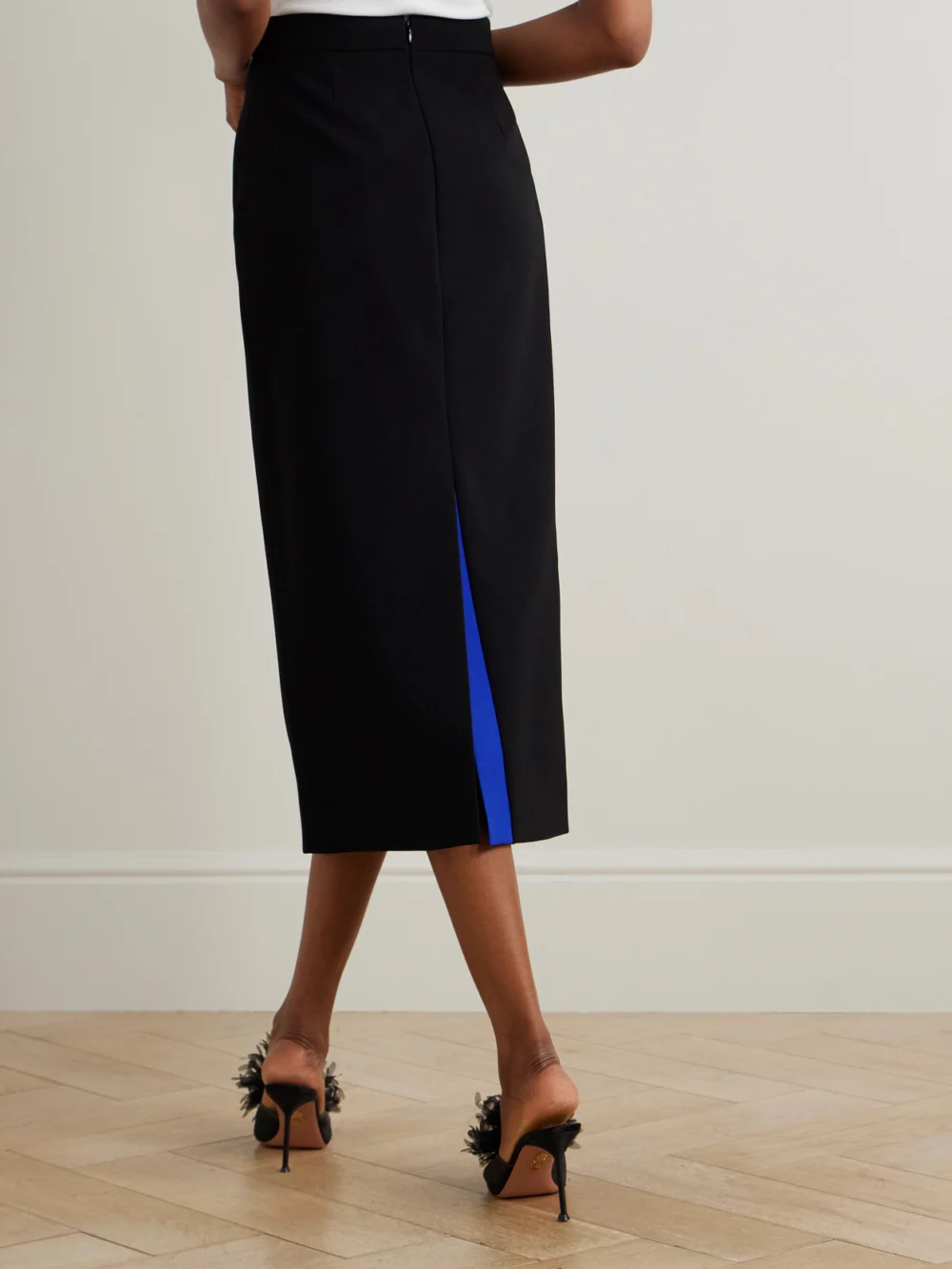 Back view of the Roksanda Amel Two-tone Crepe Midi Skirt