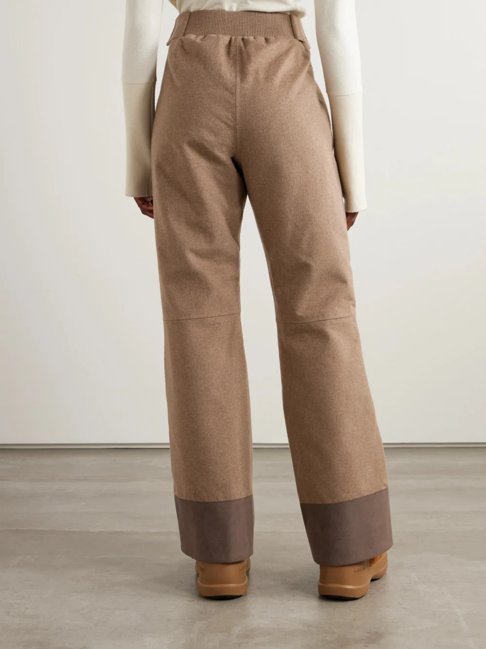 Back view of the Sease Akuna Padded Cashmere Flared Ski Pants