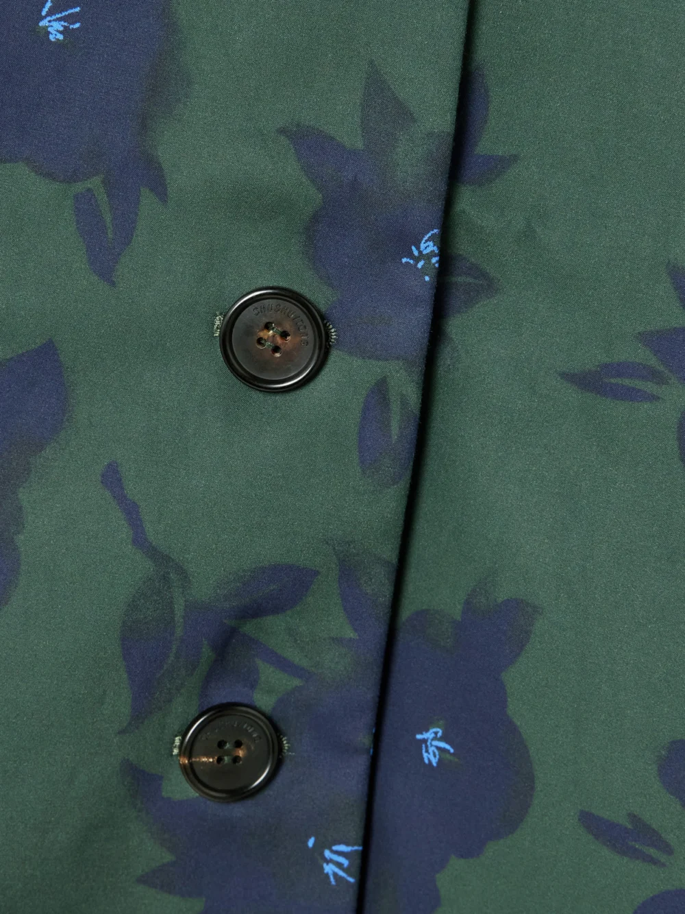 Close-up detail of the Shushu/Tong Velvet-trimmed Floral-print Woven Trench Coat
