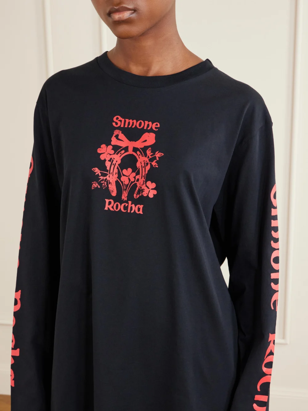 Close-up detail of the Simone Rocha Logo-printed Cotton-jersey T-shirt