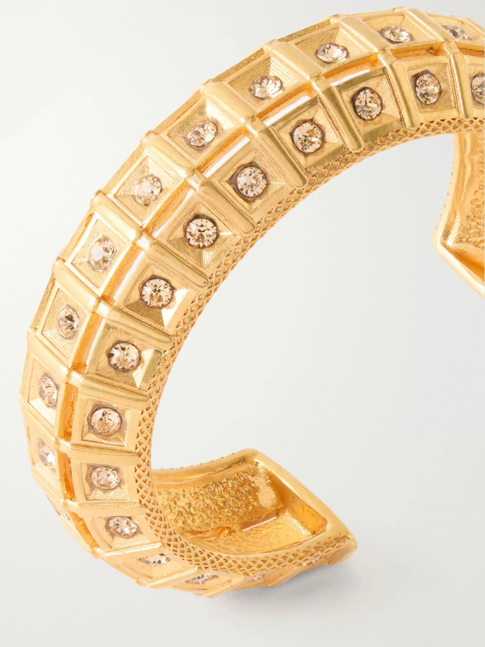 Close-up detail of the Sonia Petroff Lobster Vibe Gold-plated Crystal Cuff