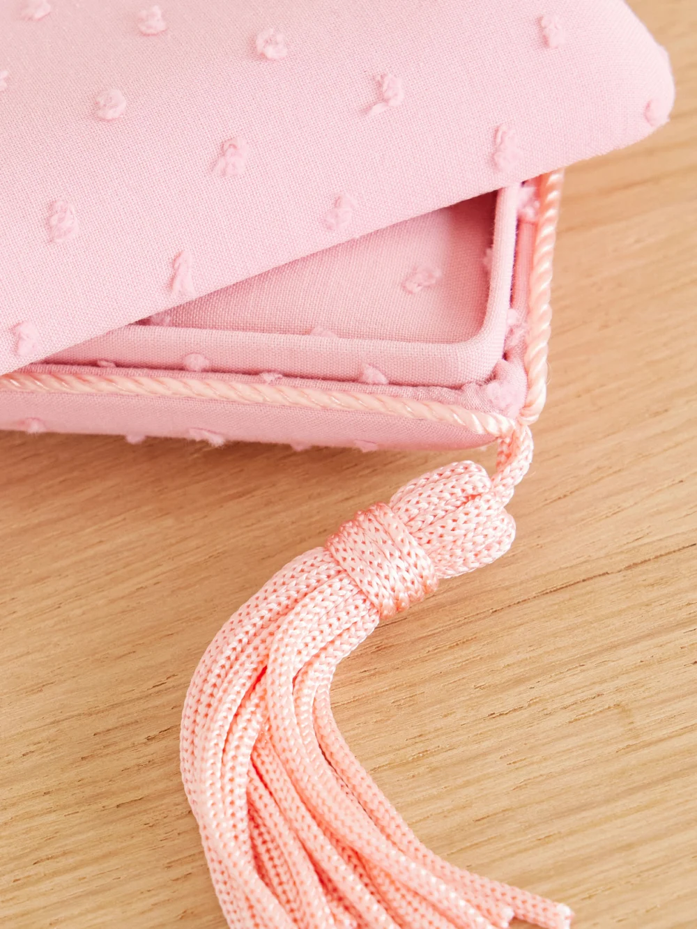 Close-up detail of the Sophie Bille Brahe Small Cotton Jewelry Box