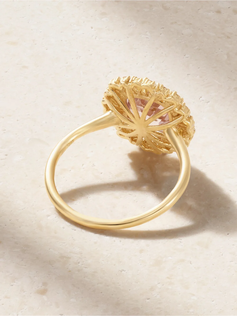 Back view of the Suzanne Kalan 18-karat Gold, Sapphire and Diamond Ring