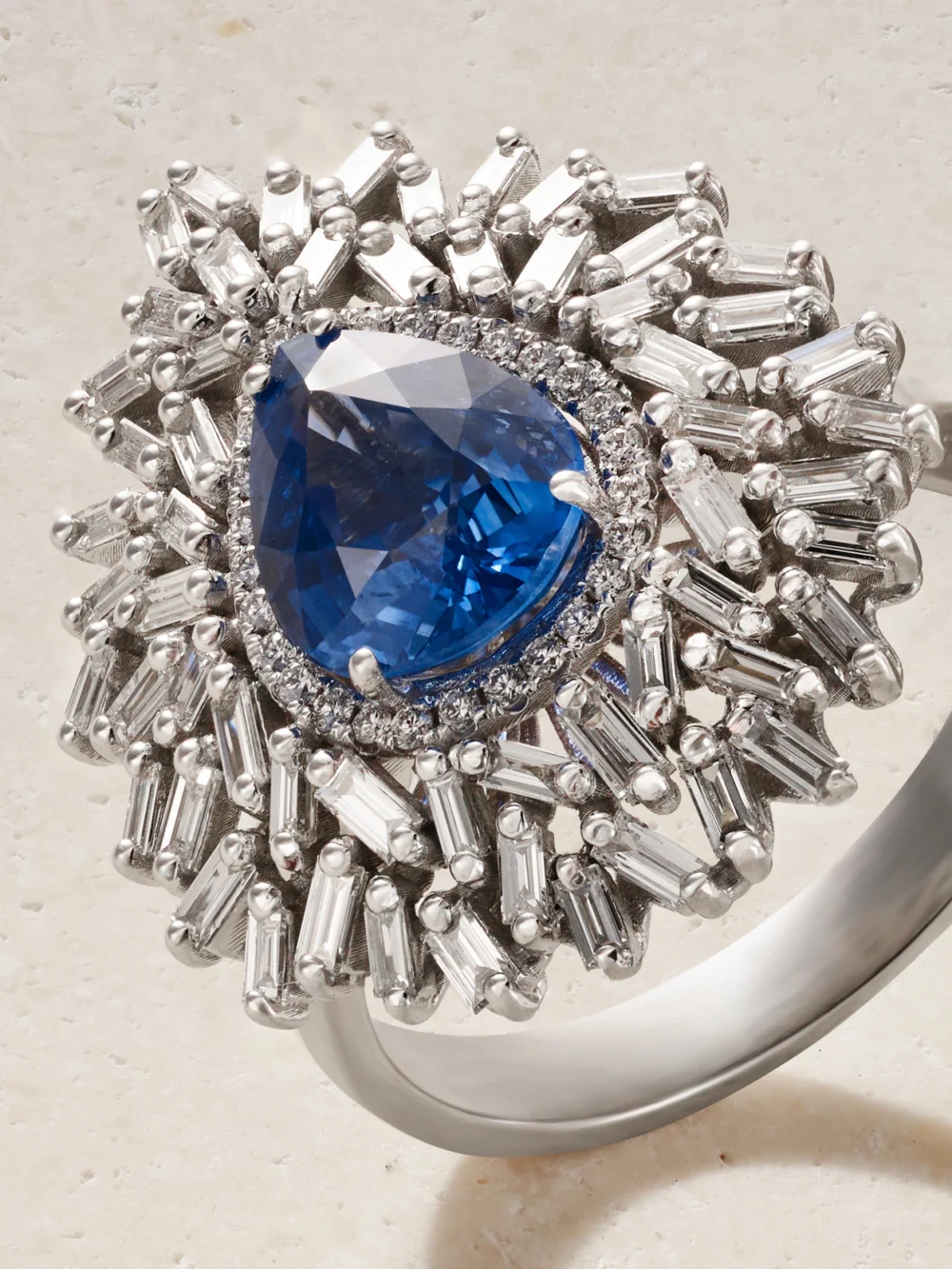 Close-up detail of the Suzanne Kalan Ceylon 18-karat White Gold, Sapphire and Diamond Ring