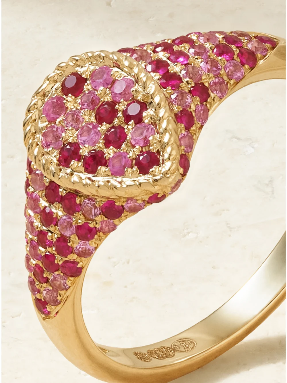 Close-up detail of the Yvonne Léon Baby Chevalière Poire 9-karat Gold, Ruby and Sapphire Signet Ring
