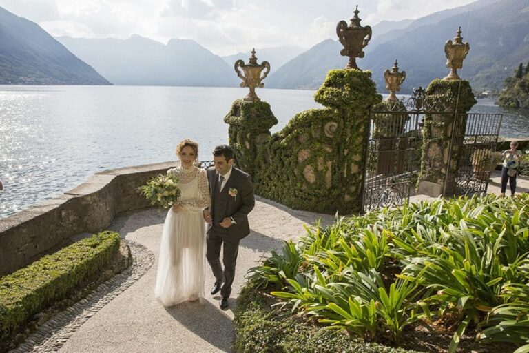 A romantic wedding on Lake Como
