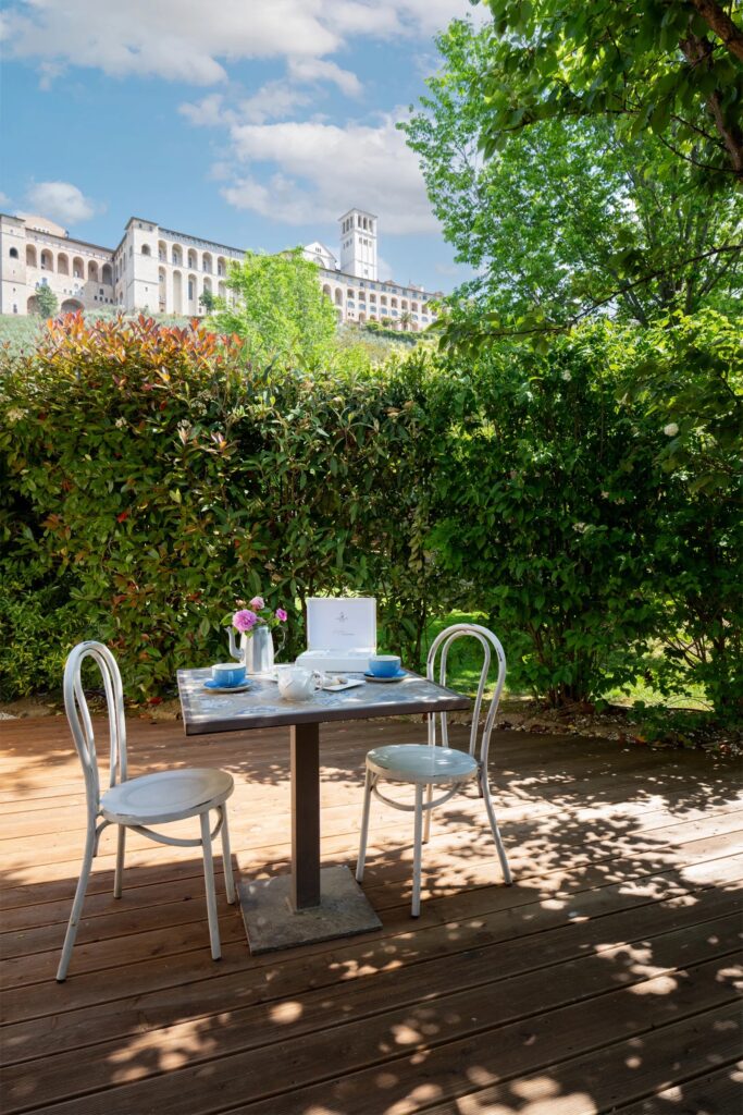 Garden Junior Suite, photograph 4