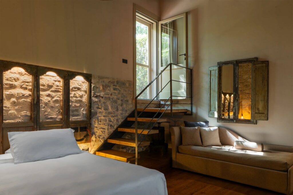 Garden Junior Suite, photograph 2