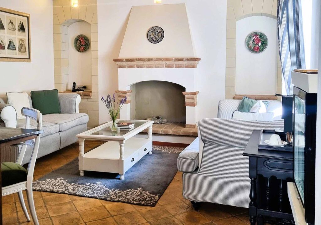 Classic Junior Suite, photograph 2