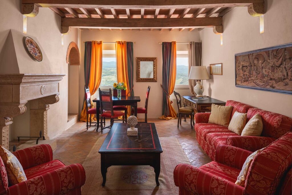 Grand Suite with 2 Bedrooms, photograph 3