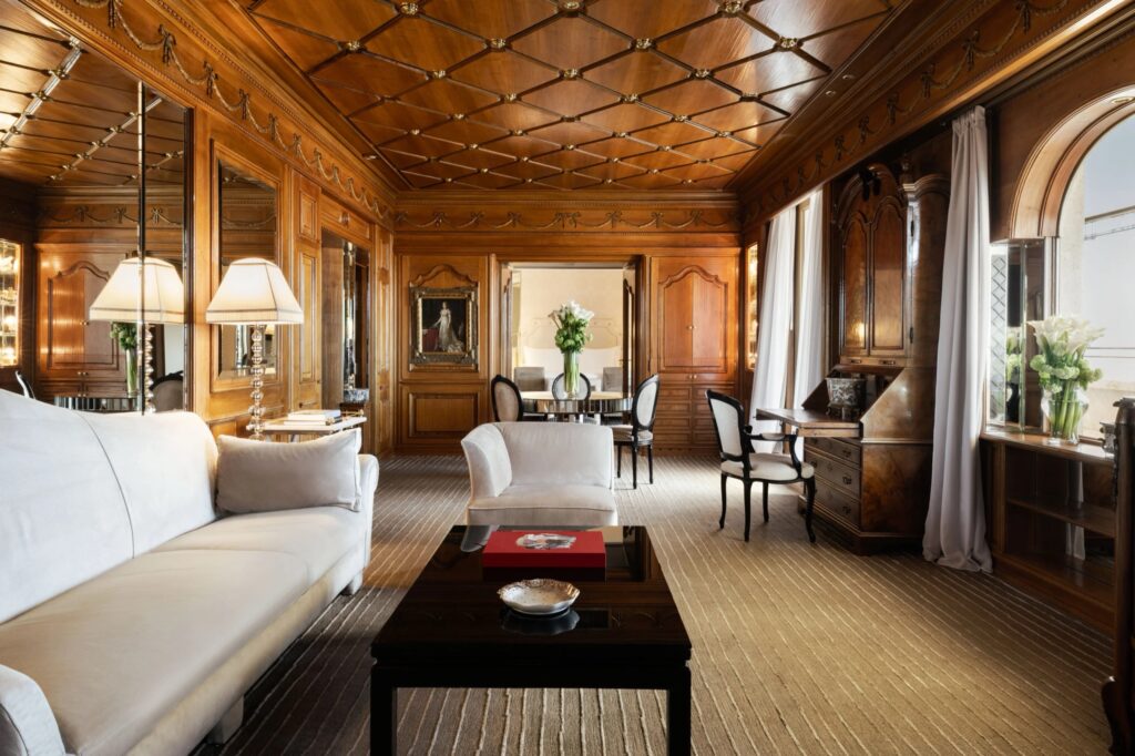 Presidential Suite San Pietro, photograph 2