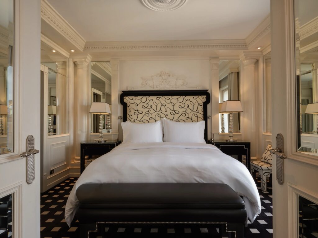 Presidential Suite Trinità dei Monti, photograph 1