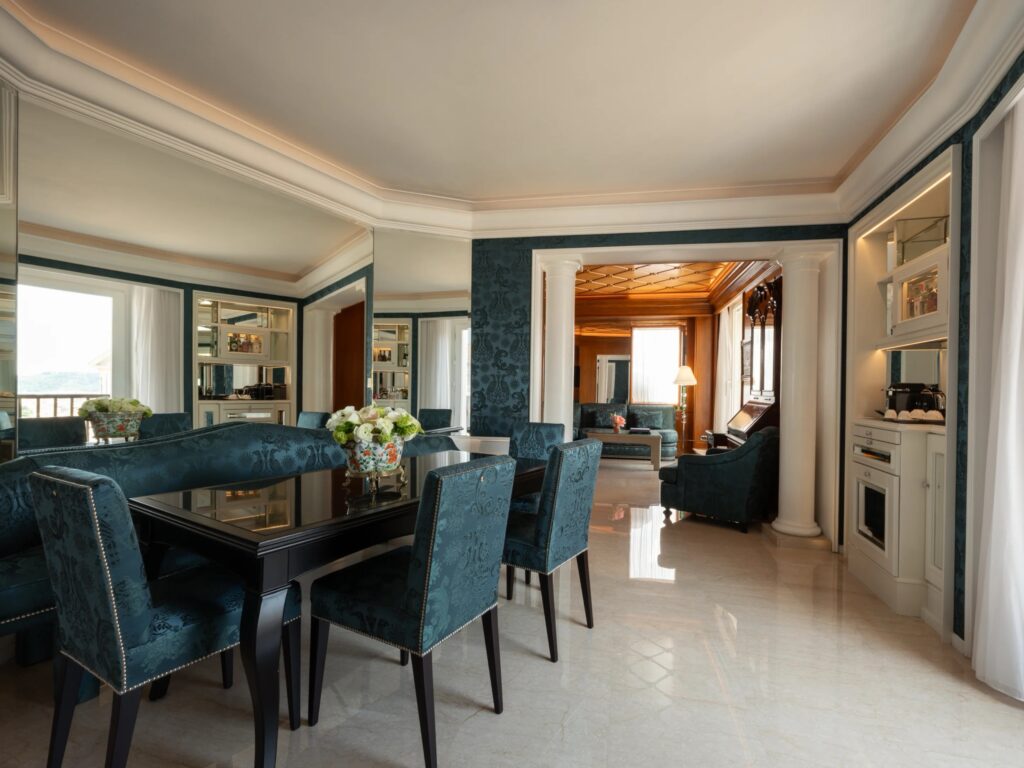 Villa Medici Penthouse, photograph 4