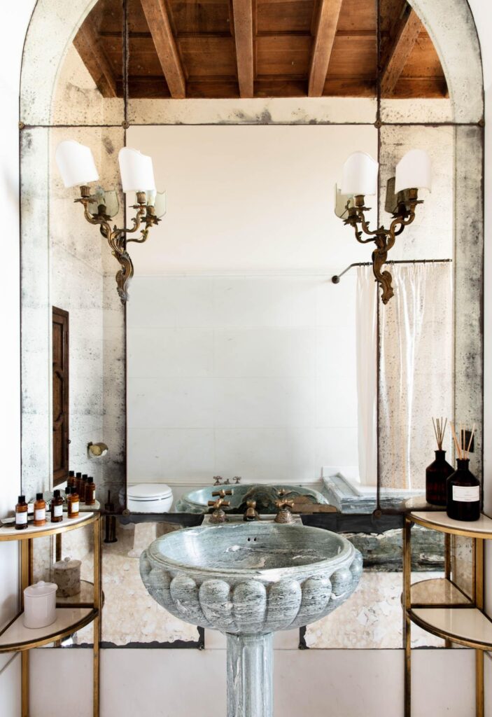 The Castello Suite, photograph 2