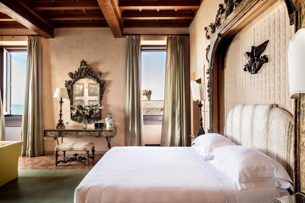 The Castello Suite, photograph 1