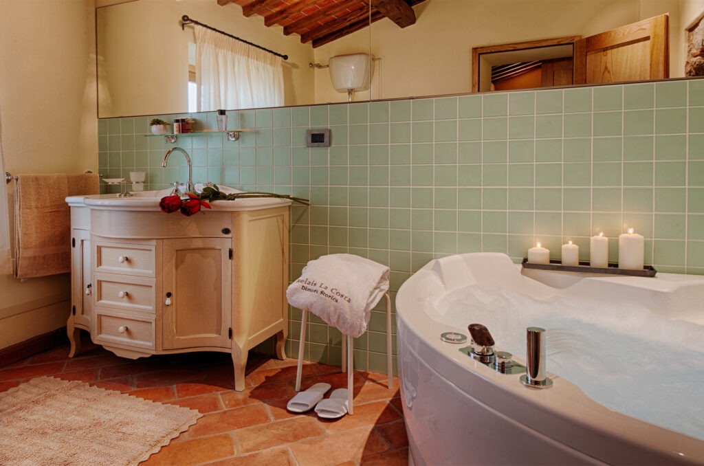 Prestige Suite, photograph 4