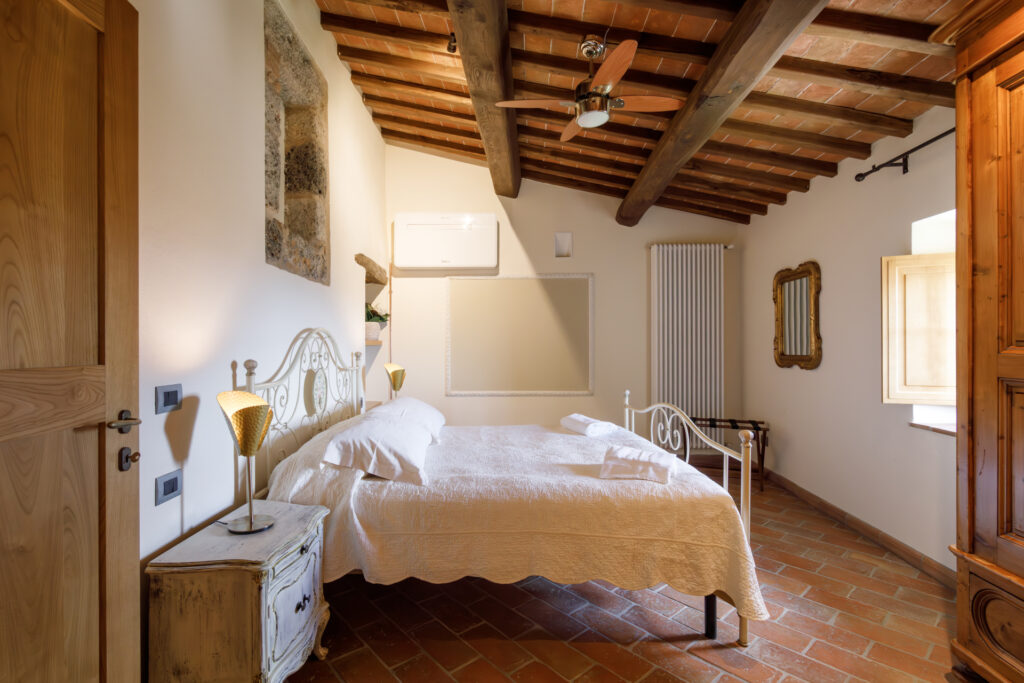Prestige Suite, photograph 2